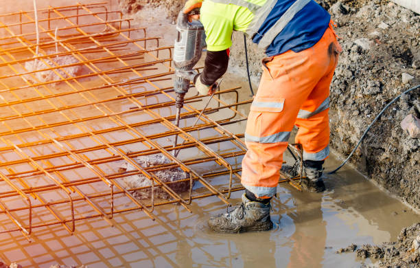Best Commercial Concrete Services in Mauston, WI